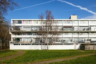 92m2 room zur Miete für 900€/Monat in Van Boetzelaerstraat 2, Alphen aan den Rijn