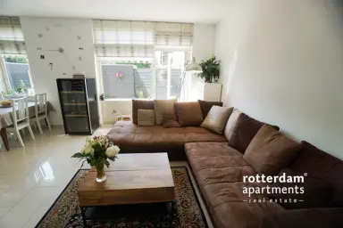 115μ² house προς ενοικίαση για 1750€/μήνα σε Stephensonstraat 9317, Schiedam