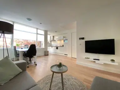 50μ² apartment προς ενοικίαση για 825€/μήνα σε Vlaardingerdijk 1, Schiedam