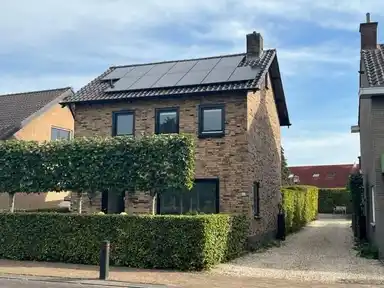 106m2 house à louer pour 850€/mois à Dorpsstraat, Garderen