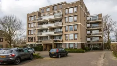 94μ² apartment προς ενοικίαση για 890€/μήνα σε Cauberg 6, Alphen aan den Rijn