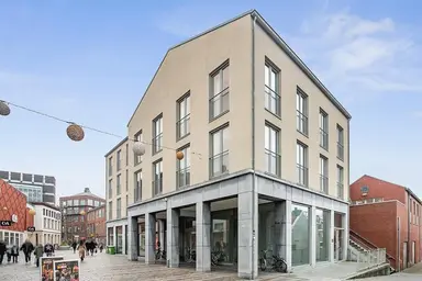 100μ² apartment προς ενοικίαση για 1295€/μήνα σε Sint-Josephstraat, Bergen op Zoom