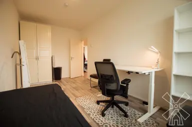 14m2 room to rent for 725€/month in Leyweg, The Hague
