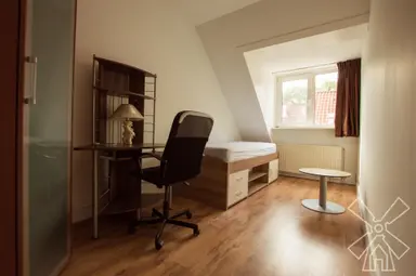 20m2 room to rent for 775€/month in Lidewijdestraat, The Hague