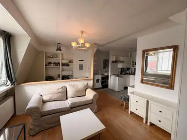 30m2 studio à louer pour 918€/mois à Keizerstraat 67A, The Hague