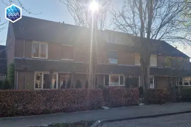 80m2 anti-squat to rent for 300€/month in Zaltbommel