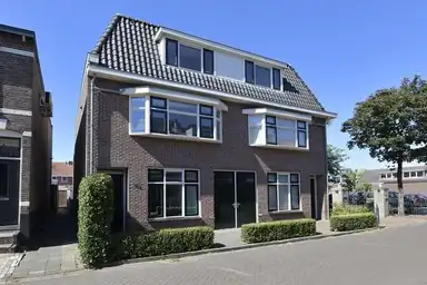 100m2 house à louer pour 600€/mois à Langestraat, Deventer