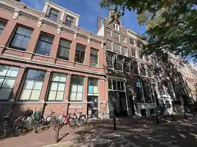 150m2 house in affitto per 5000€/mese a Jan Vroegopsingel 68, Amsterdam