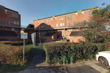 135m2 apartment te huur voor 731.93€/maand in Bereklauw 15, Kampen