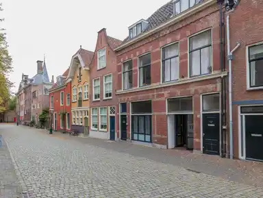 80m2 apartment to rent for 1650€/month in Pieterskerkhof 18, Leiden