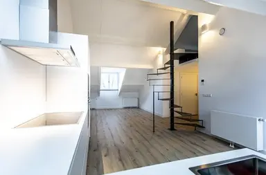 71m2 apartment te huur voor 1530€/maand in Kesselskade, Maastricht