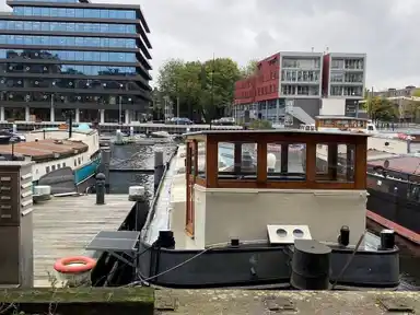 100m2 house in affitto per 2650€/mese a Westerdok, Amsterdam