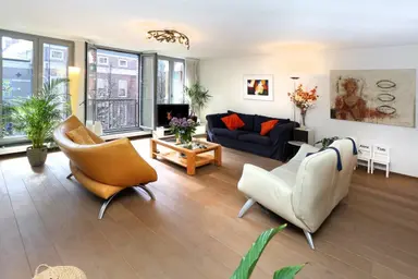 135m2 apartment to rent for 2750€/month in Oude Molstraat 2D, The Hague
