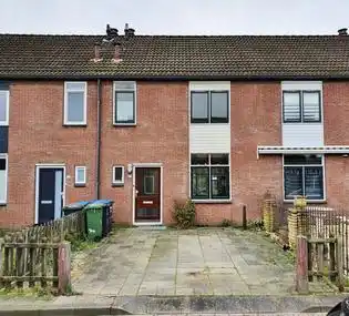 151m2 house to rent for 1795€/month in Ringdijk, Lelystad