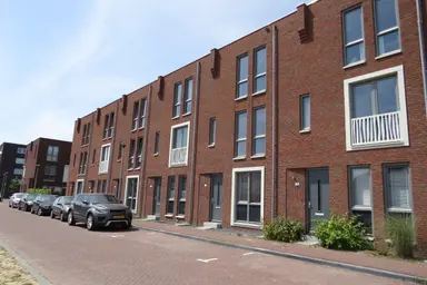 121m2 house to rent for 1895€/month in Medeastraat 3, Arnhem
