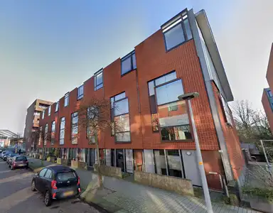 153m2 house à louer pour 1850€/mois à Antje Breijerstraat 65, Hoofddorp