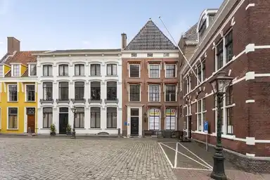 81m2 apartment to rent for 2190€/month in Pieterskerkhof 38B, Leiden