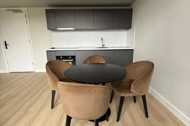 56μ² apartment προς ενοικίαση για 1911€/μήνα σε Berg en Dalseweg 79A-70, Nijmegen