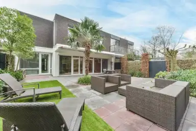363m2 house to rent for 11000€/month in Cannenburg 15, Amsterdam