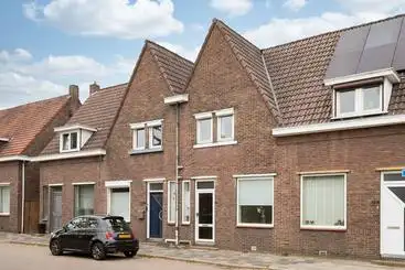 82m2 house to rent for 925€/month in Nachtegaalstraat 50, Geleen
