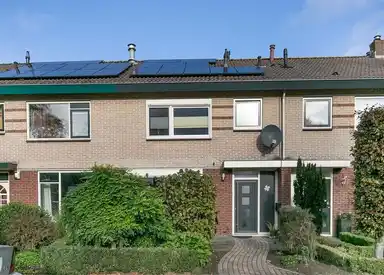 127m2 house to rent for 1350€/month in Vinkenhof 24, Hattemerbroek
