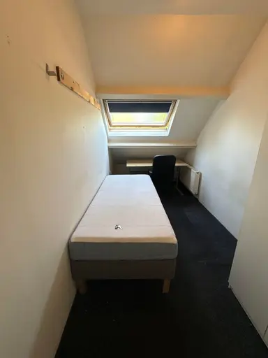 9m2 room in affitto per 400€/mese a Tongelresestraat 445B, Eindhoven