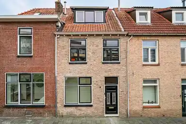 114m2 house to rent for 2250€/month in Sint-Antoniusstraat 26, Bergen op Zoom