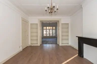 109m2 apartment à louer pour 2250€/mois à Koninginneweg 222-2, Amsterdam