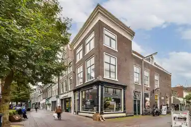 101μ² apartment προς ενοικίαση για 2650€/μήνα σε Nieuwstraat, Haarlem