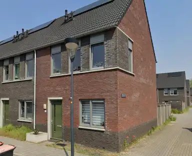 105m2 house to rent for 1375€/month in Maasstraat 85, Deventer
