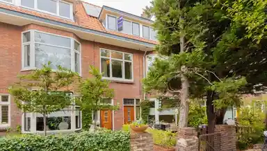 110m2 apartment zur Miete für 2750€/Monat in De Sitterlaan, Leiden