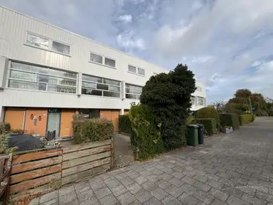 104m2 house à louer pour 1335€/mois à Clazina Kouwenbergzoom 51, Rotterdam