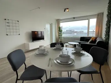 73m2 apartment zur Miete für 2250€/Monat in Van Vollenhovenlaan, Utrecht