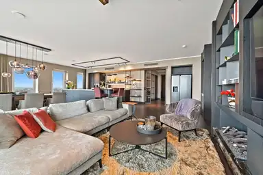 192m2 apartment à louer pour 5995€/mois à Houtlaan, Rotterdam