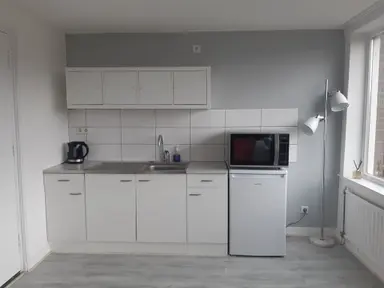 58μ² apartment προς ενοικίαση για 950€/μήνα σε Thomas van Aquinostraat 41, Tilburg
