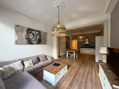 150μ² apartment προς ενοικίαση για 2750€/μήνα σε 's-Gravendijkwal, Rotterdam