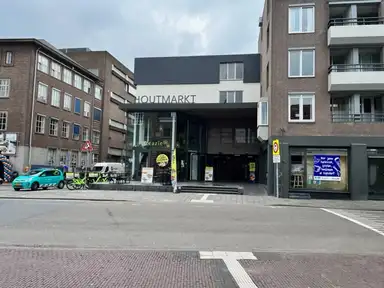 77μ² apartment προς ενοικίαση για 1595€/μήνα σε Houtmarkt 120, Breda