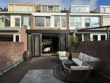 127m2 apartment à louer pour 2325€/mois à Willy Sluiterstraat 9, Katwijk