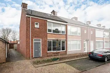 128m2 house to rent for 1400€/month in Stijn Streuvelsstraat, Terneuzen