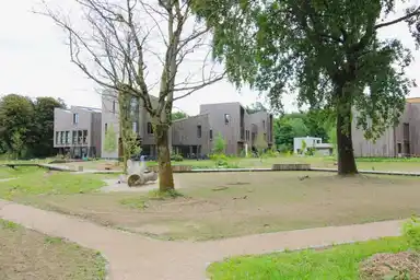 156μ² house προς ενοικίαση για 3200€/μήνα σε Bosuil, Eindhoven