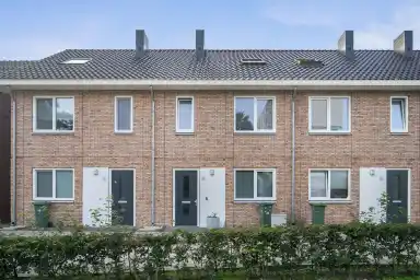 125m2 house zur Miete für 2095€/Monat in Du Meelaan 139, Zoetermeer