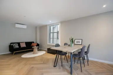 60m2 apartment à louer pour 2500€/mois à Spuistraat, Amsterdam