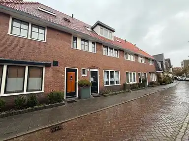 125m2 house zur Miete für 2700€/Monat in Nieuwe Doelenstraat, Hilversum