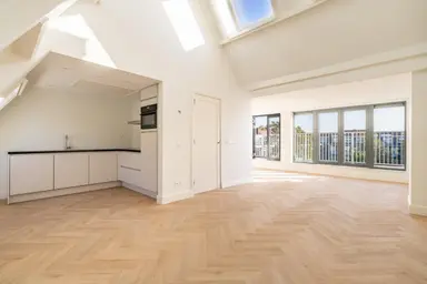 105m2 apartment te huur voor 3500€/maand in Van Rensselaerstraat 33-3, Amsterdam