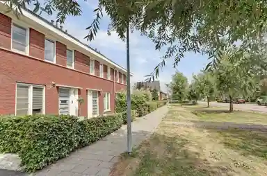 123m2 house zur Miete für 2400€/Monat in De Vriendschap, Zeewolde
