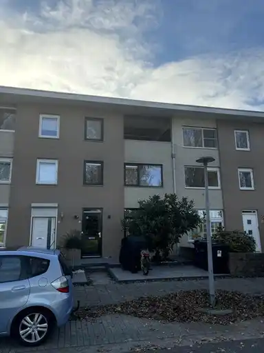 112m2 house to rent for 2450€/month in Jivestraat 35, Almere