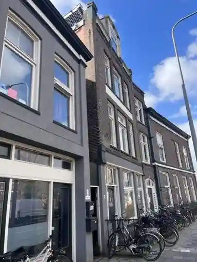 24μ² studio προς ενοικίαση για 1000€/μήνα σε Eeldersingel 46e, Groningen
