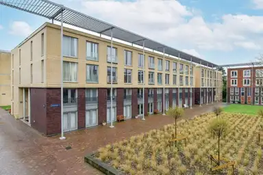 78m2 apartment à louer pour 2275€/mois à Bellevuelaan, Haarlem