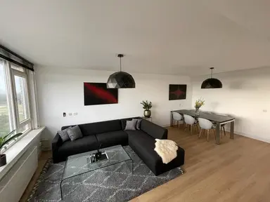 100m2 apartment in affitto per 2349€/mese a Molenvliet, Rotterdam