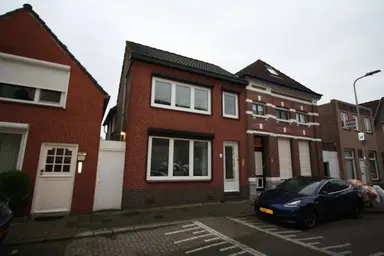 105m2 house to rent for 1231€/month in Damstraat 361, Roosendaal